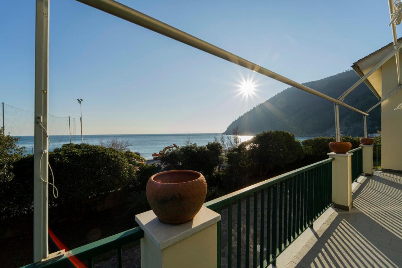 111 - Casa La Secca Vista Mare, 100Metri Dalla Spiaggia E Mare Moneglia Exterior foto